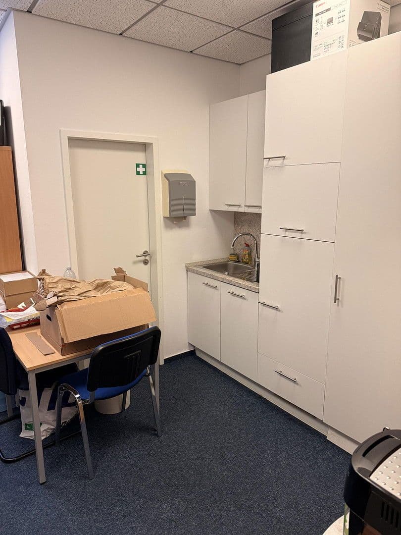 Prenájom kancelárie 70 m², Steinhofstraße 1, Dortmund, Severné Porýnie - Westfálsko Prenájom kancelárie 70 m², Steinhofstraße 1, Dortmund, Severné Porýnie - Westfálsko