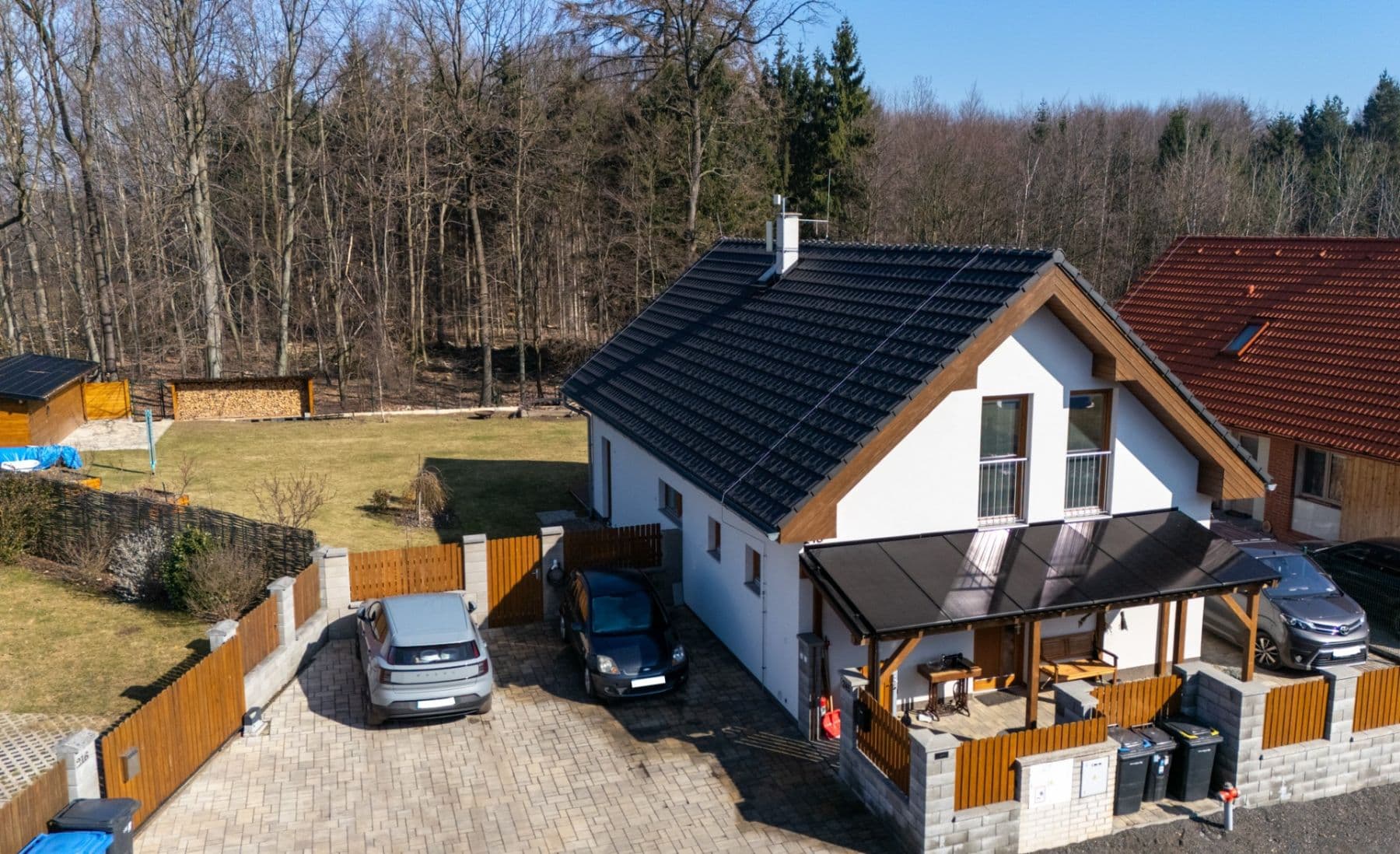 Prenájom domu 160 m², pozemek 926 m², Hradešín, Středočeský kraj Prenájom domu 160 m², pozemek 926 m², Hradešín, Středočeský kraj