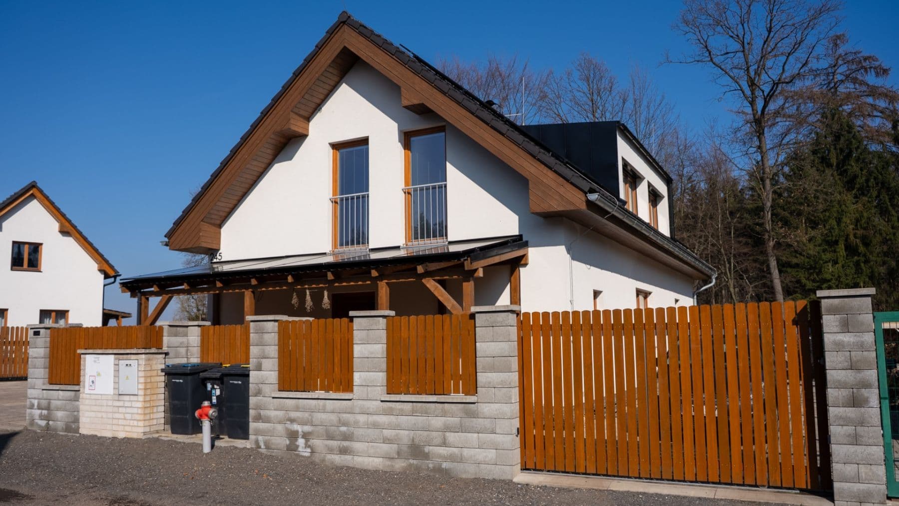 Prenájom domu 160 m², pozemek 926 m², Hradešín, Středočeský kraj Prenájom domu 160 m², pozemek 926 m², Hradešín, Středočeský kraj