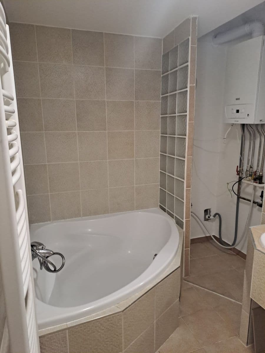 Predaj bytu 3-izbový 65 m², Nezamyslova, Brno, Jihomoravský kraj Predaj bytu 3-izbový 65 m², Nezamyslova, Brno, Jihomoravský kraj