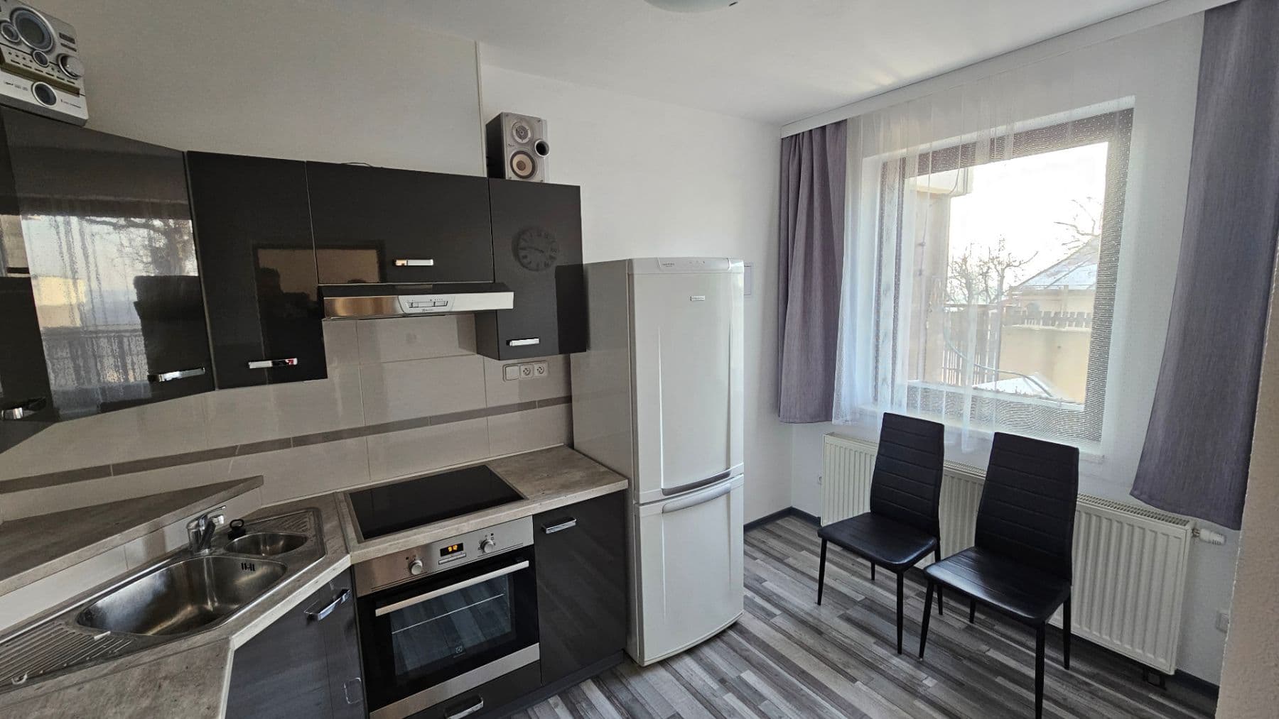 Prenájom bytu 2-izbový 55 m², V Padolině, Praha, Praha Prenájom bytu 2-izbový 55 m², V Padolině, Praha, Praha