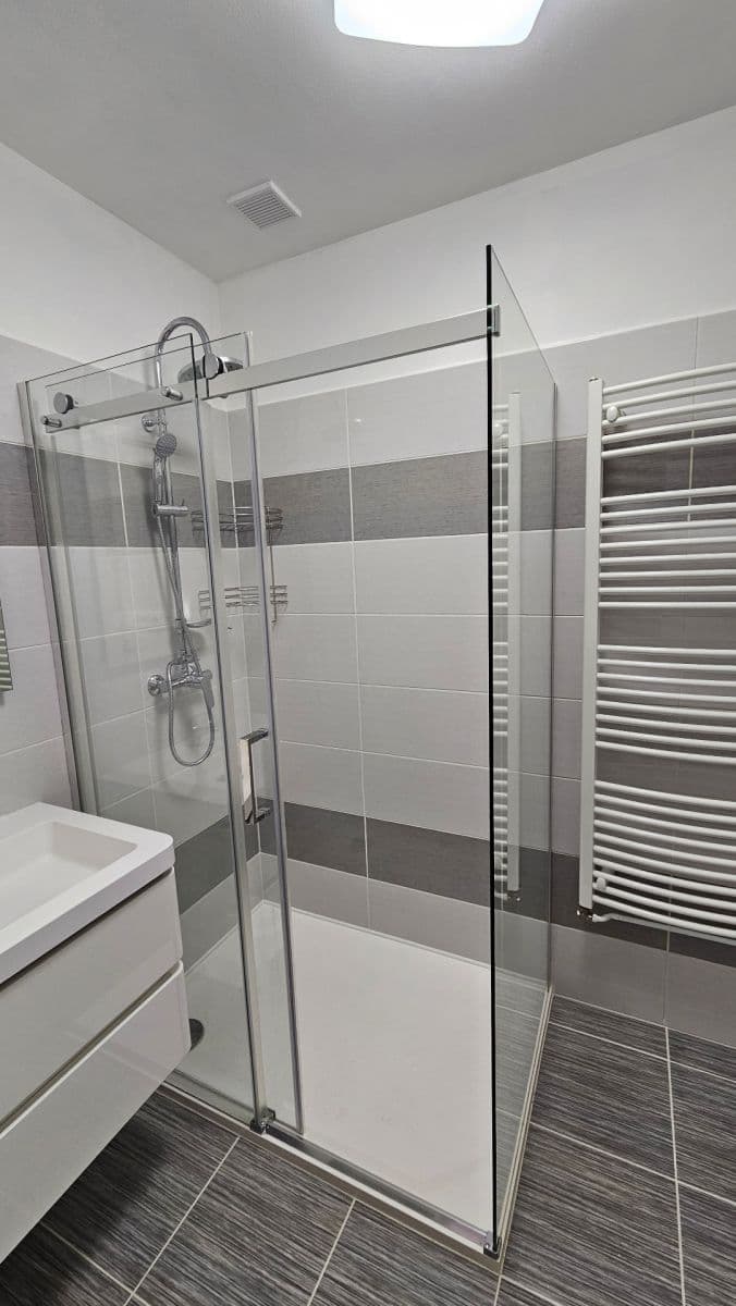 Prenájom bytu 2-izbový 55 m², V Padolině, Praha, Praha Prenájom bytu 2-izbový 55 m², V Padolině, Praha, Praha