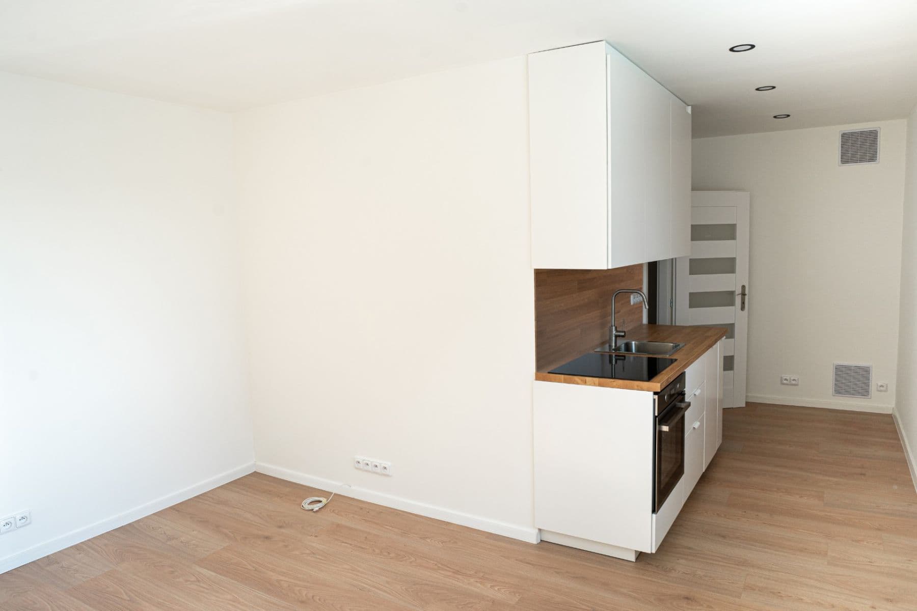 Predaj bytu 2-izbový 43 m², Na Vršku, Jablonec nad Nisou, Liberecký kraj Predaj bytu 2-izbový 43 m², Na Vršku, Jablonec nad Nisou, Liberecký kraj