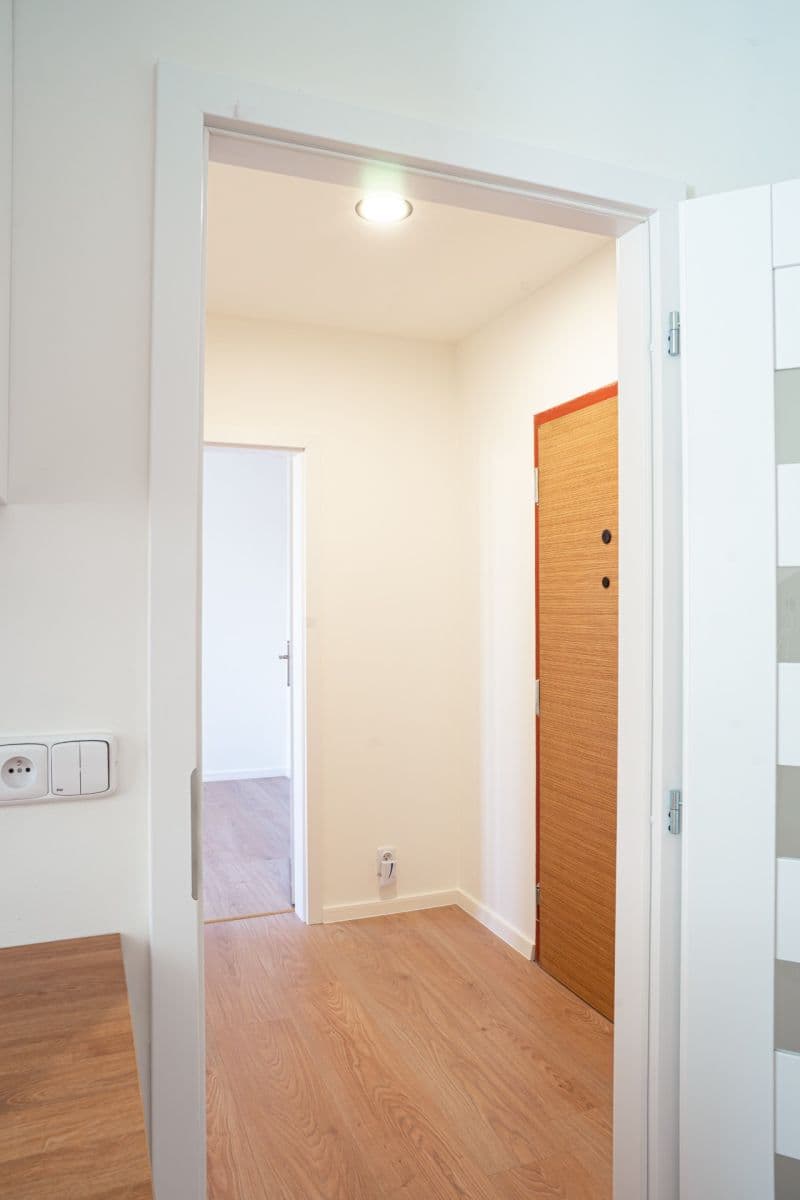 Predaj bytu 2-izbový 43 m², Na Vršku, Jablonec nad Nisou, Liberecký kraj Predaj bytu 2-izbový 43 m², Na Vršku, Jablonec nad Nisou, Liberecký kraj