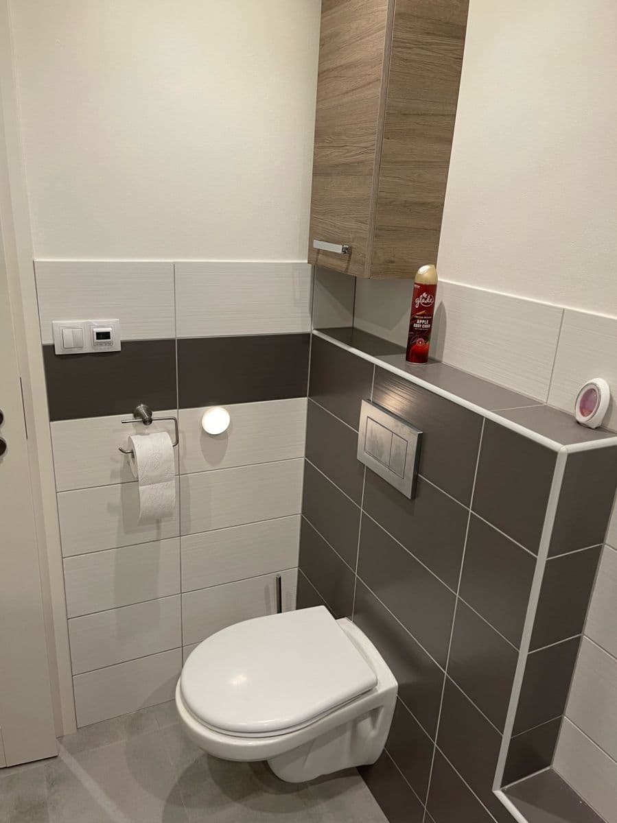 Prenájom bytu 2-izbový 45 m², Sevastopolská, Kladno, Středočeský kraj Prenájom bytu 2-izbový 45 m², Sevastopolská, Kladno, Středočeský kraj