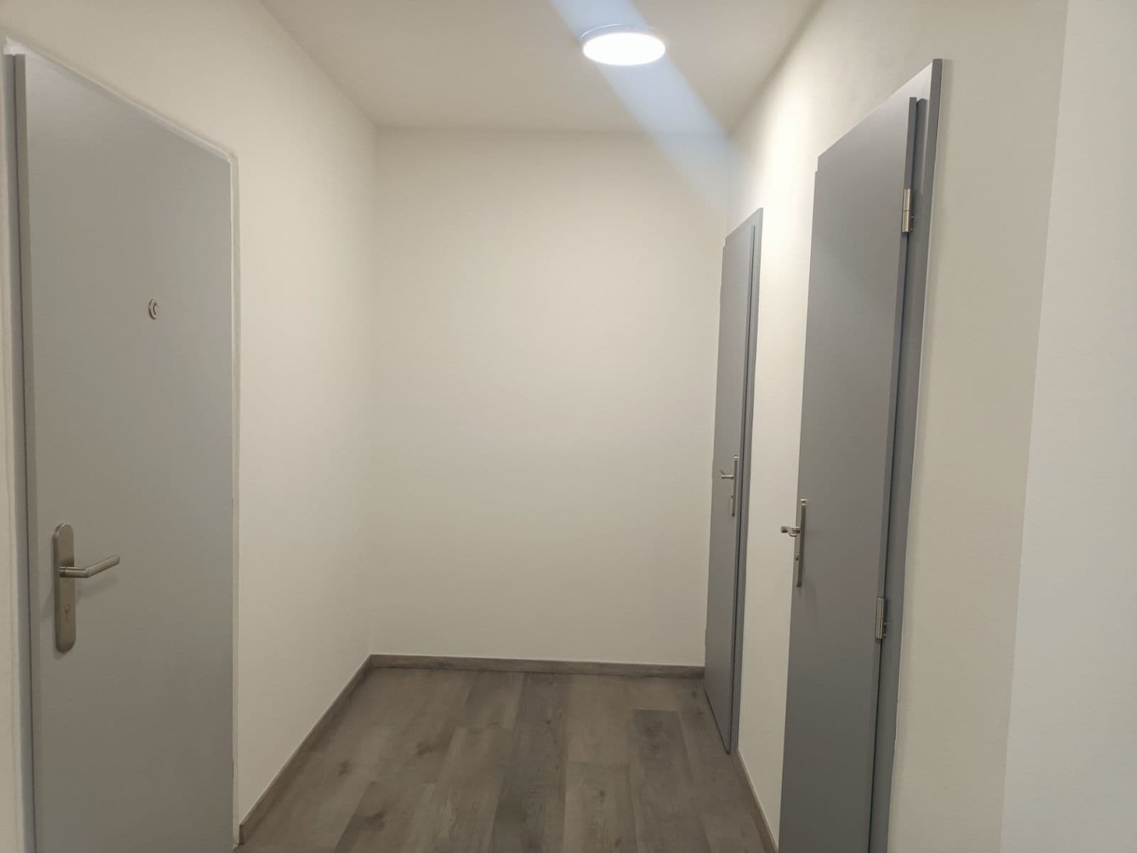 Prenájom bytu 3-izbový 65 m², Janovská, Praha, Praha Prenájom bytu 3-izbový 65 m², Janovská, Praha, Praha