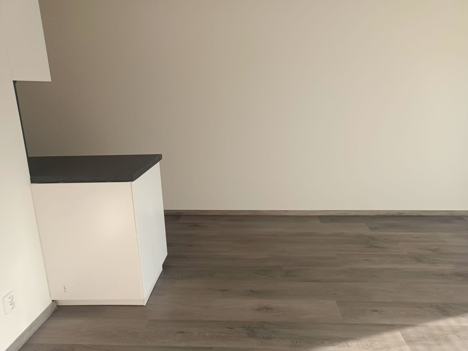 Prenájom bytu 3-izbový 65 m², Janovská, Praha, Praha Prenájom bytu 3-izbový 65 m², Janovská, Praha, Praha