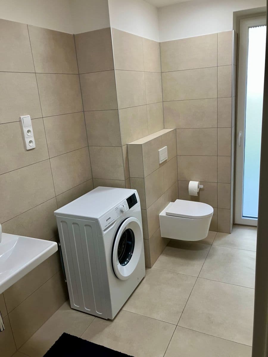 Prenájom bytu 1-izbový 36 m², Kounická, Český Brod, Středočeský kraj Prenájom bytu 1-izbový 36 m², Kounická, Český Brod, Středočeský kraj