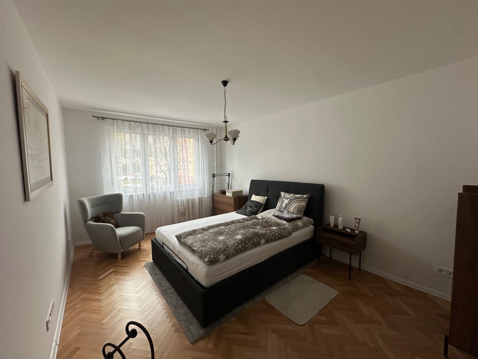 Predaj bytu 3-izbový 67 m², Brigádníků, Karlovy Vary, Karlovarský kraj Predaj bytu 3-izbový 67 m², Brigádníků, Karlovy Vary, Karlovarský kraj