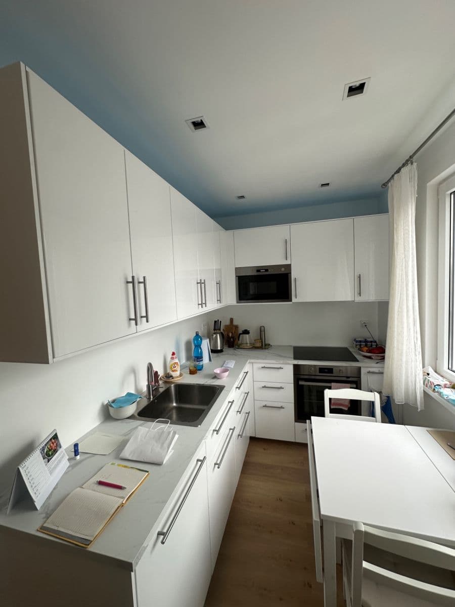 Predaj bytu 3-izbový 67 m², Brigádníků, Karlovy Vary, Karlovarský kraj Predaj bytu 3-izbový 67 m², Brigádníků, Karlovy Vary, Karlovarský kraj