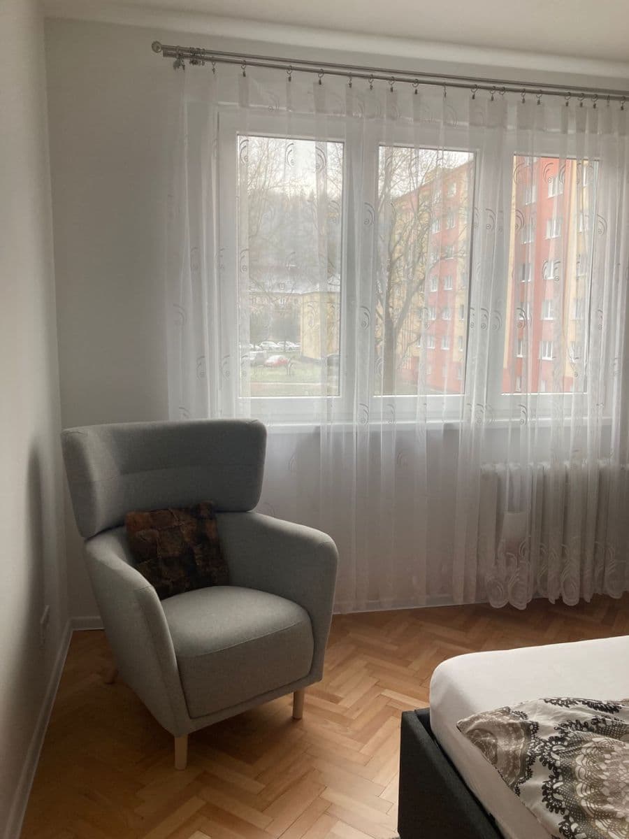 Predaj bytu 3-izbový 67 m², Brigádníků, Karlovy Vary, Karlovarský kraj Predaj bytu 3-izbový 67 m², Brigádníků, Karlovy Vary, Karlovarský kraj