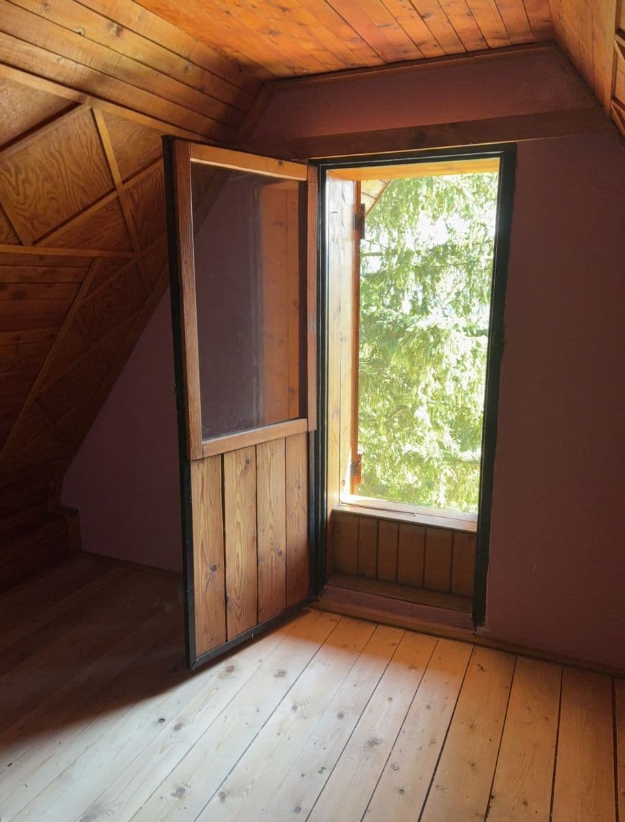 Predaj rekreačného objektu 28 m², pozemek 579 m², Libušín, Středočeský kraj Predaj rekreačného objektu 28 m², pozemek 579 m², Libušín, Středočeský kraj