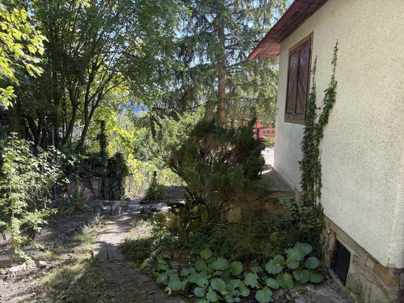 Predaj rekreačného objektu 28 m², pozemek 579 m², Libušín, Středočeský kraj Predaj rekreačného objektu 28 m², pozemek 579 m², Libušín, Středočeský kraj