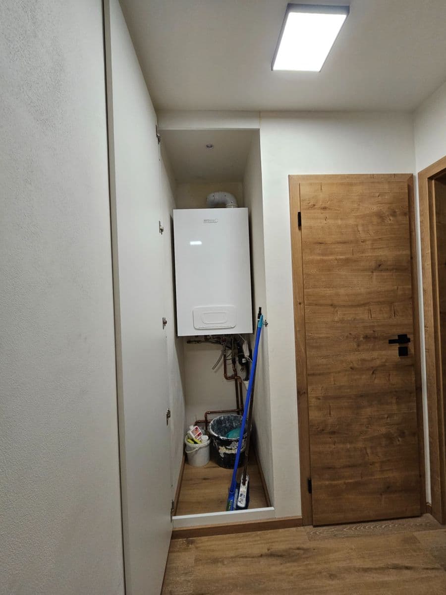 Predaj bytu 3-izbový 68 m², Dubečská, Praha, Praha Predaj bytu 3-izbový 68 m², Dubečská, Praha, Praha