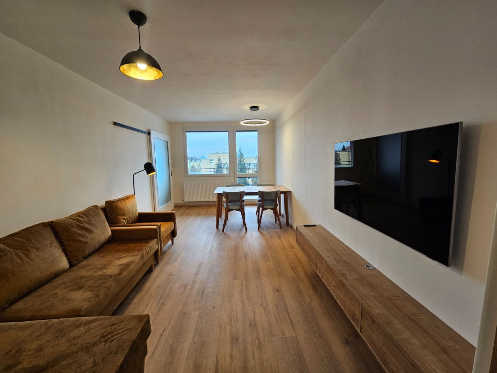 Predaj bytu 3-izbový 68 m², Dubečská, Praha, Praha Predaj bytu 3-izbový 68 m², Dubečská, Praha, Praha