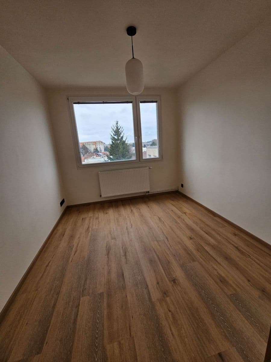 Predaj bytu 3-izbový 68 m², Dubečská, Praha, Praha Predaj bytu 3-izbový 68 m², Dubečská, Praha, Praha