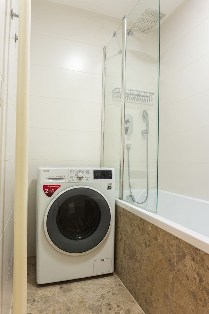 Prenájom bytu 3-izbový 65 m², Slévačská, Praha, Praha Prenájom bytu 3-izbový 65 m², Slévačská, Praha, Praha