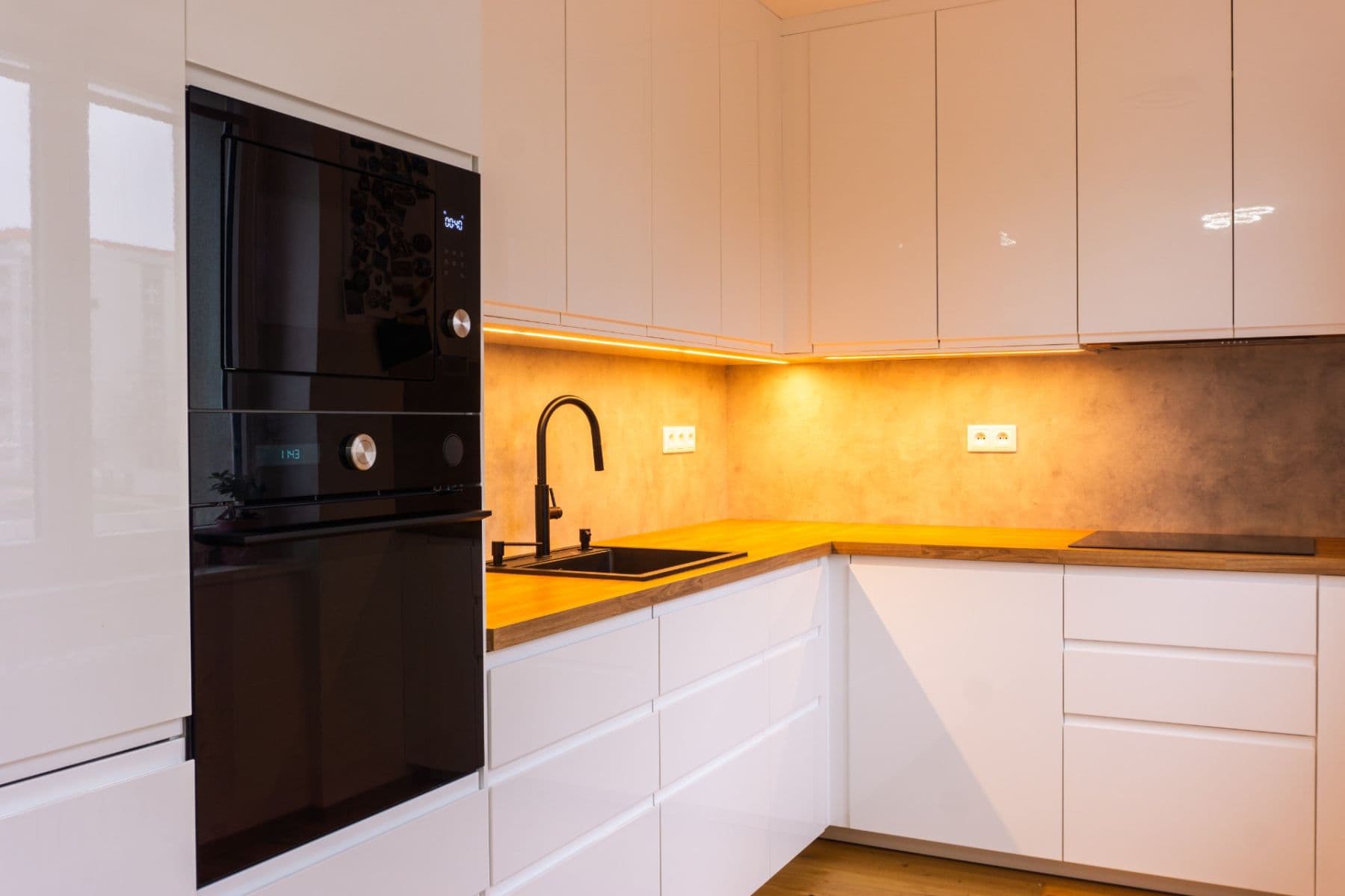 Prenájom bytu 3-izbový 65 m², Slévačská, Praha, Praha Prenájom bytu 3-izbový 65 m², Slévačská, Praha, Praha