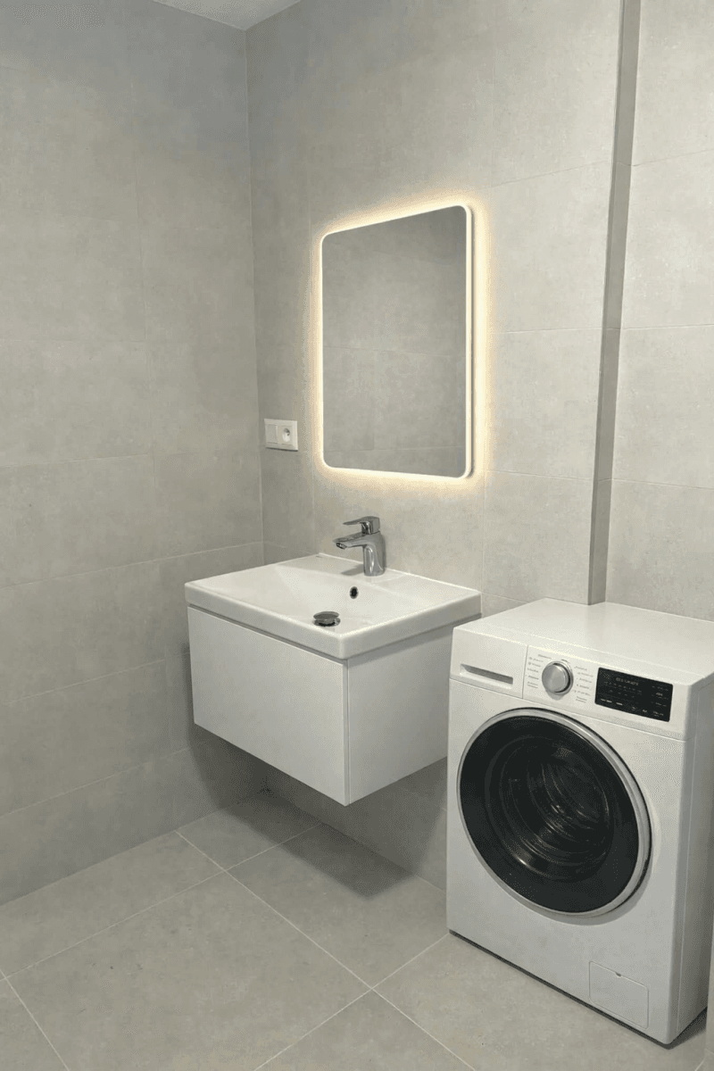 Prenájom bytu 1-izbový 60 m², Pálenecká, Hradec Králové, Královéhradecký kraj Prenájom bytu 1-izbový 60 m², Pálenecká, Hradec Králové, Královéhradecký kraj