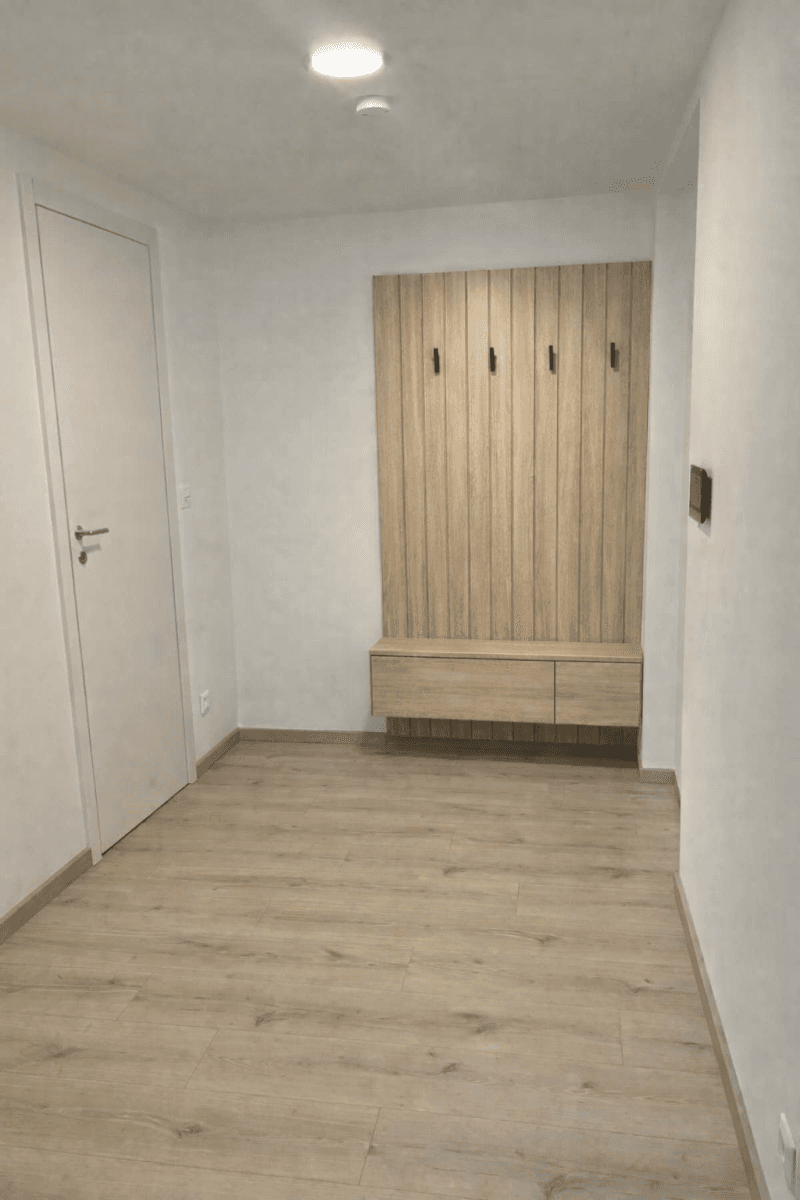 Prenájom bytu 1-izbový 60 m², Pálenecká, Hradec Králové, Královéhradecký kraj Prenájom bytu 1-izbový 60 m², Pálenecká, Hradec Králové, Královéhradecký kraj