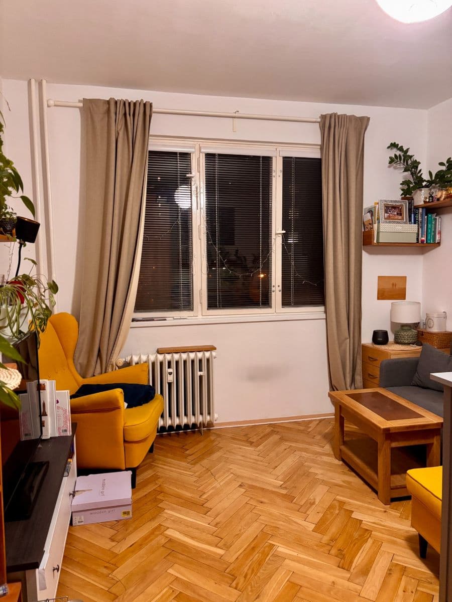 Prenájom bytu 1-izbový 35 m², Želivecká, Praha, Praha Prenájom bytu 1-izbový 35 m², Želivecká, Praha, Praha