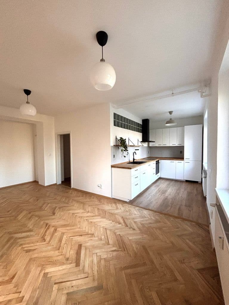 Prenájom bytu 2-izbový 51 m², Na Okraji, Praha, Praha Prenájom bytu 2-izbový 51 m², Na Okraji, Praha, Praha