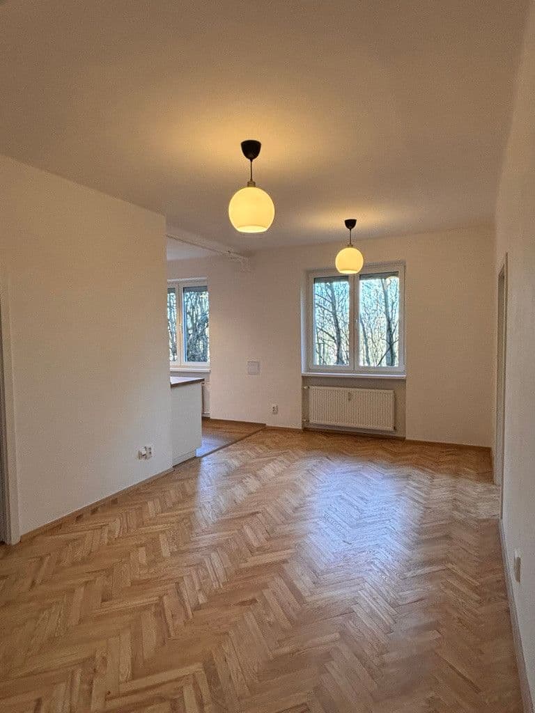 Prenájom bytu 2-izbový 51 m², Na Okraji, Praha, Praha Prenájom bytu 2-izbový 51 m², Na Okraji, Praha, Praha