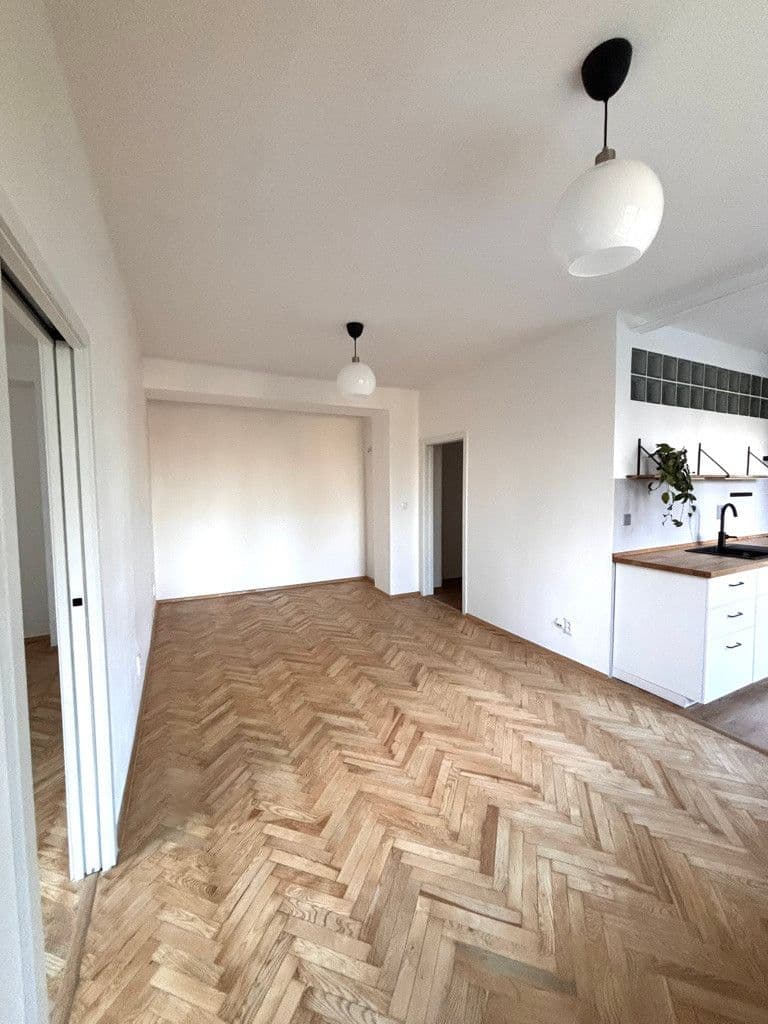 Prenájom bytu 2-izbový 51 m², Na Okraji, Praha, Praha Prenájom bytu 2-izbový 51 m², Na Okraji, Praha, Praha