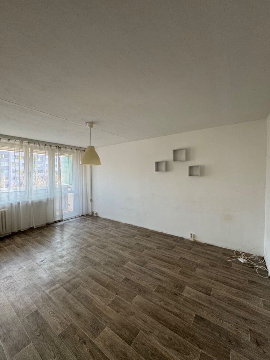 Prenájom bytu 3-izbový 76 m², Amforová, Praha, Praha Prenájom bytu 3-izbový 76 m², Amforová, Praha, Praha