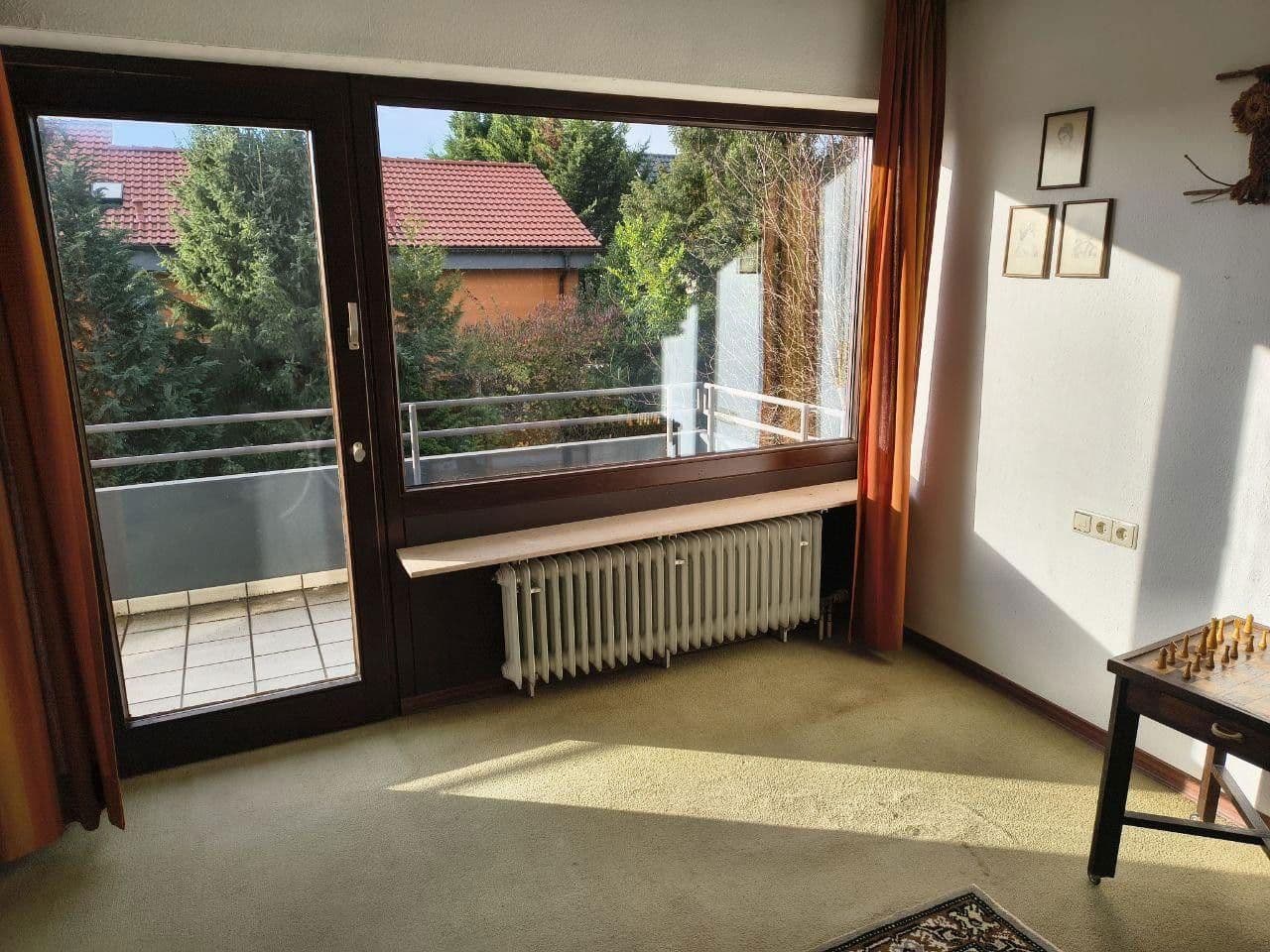 Predaj domu 164 m², pozemek 361 m², Waldbronn, Bádensko-Wurttembersko Predaj domu 164 m², pozemek 361 m², Waldbronn, Bádensko-Wurttembersko