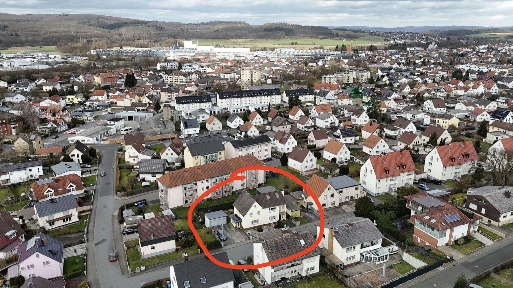 Predaj domu 246 m², pozemek 625 m², Sudetenstrasse 2, Lollar, Hesensko Predaj domu 246 m², pozemek 625 m², Sudetenstrasse 2, Lollar, Hesensko