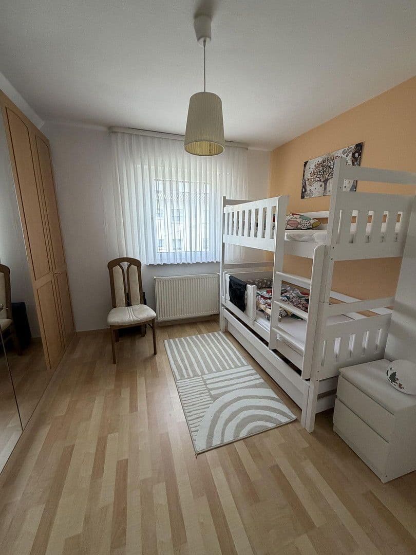 Predaj domu 246 m², pozemek 625 m², Sudetenstrasse 2, Lollar, Hesensko Predaj domu 246 m², pozemek 625 m², Sudetenstrasse 2, Lollar, Hesensko