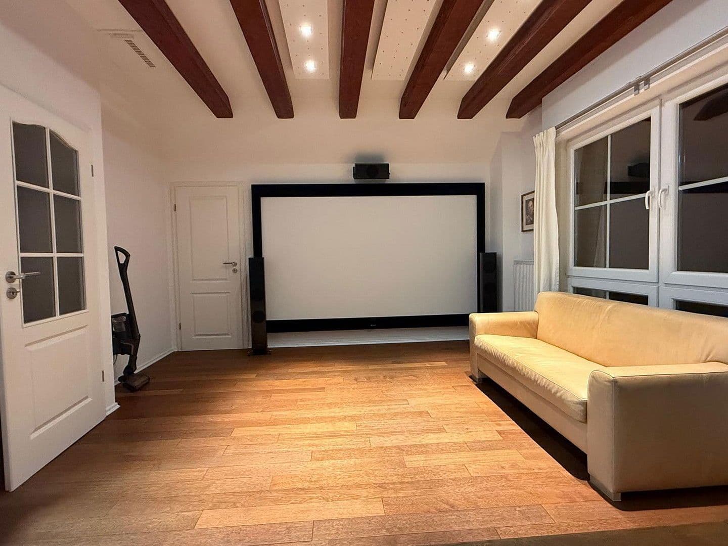 Predaj domu 146 m², pozemek 244 m², Duisburg - Rheinhausen, Severné Porýnie - Westfálsko Predaj domu 146 m², pozemek 244 m², Duisburg - Rheinhausen, Severné Porýnie - Westfálsko