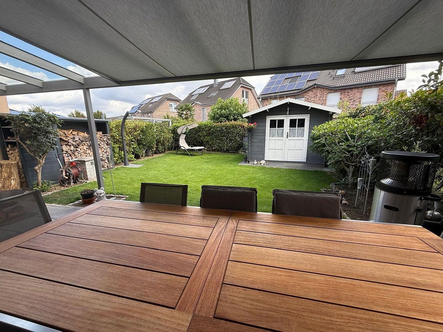 Predaj domu 146 m², pozemek 244 m², Duisburg - Rheinhausen, Severné Porýnie - Westfálsko Predaj domu 146 m², pozemek 244 m², Duisburg - Rheinhausen, Severné Porýnie - Westfálsko