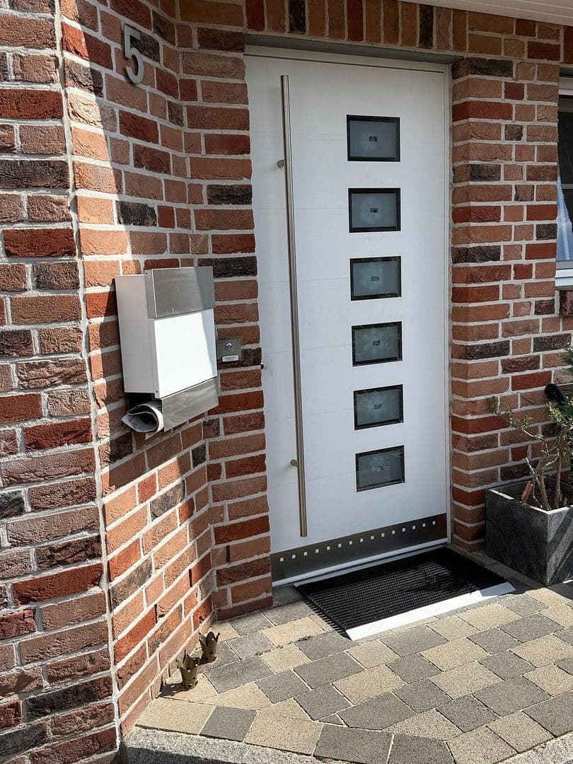 Predaj domu 146 m², pozemek 244 m², Duisburg - Rheinhausen, Severné Porýnie - Westfálsko Predaj domu 146 m², pozemek 244 m², Duisburg - Rheinhausen, Severné Porýnie - Westfálsko