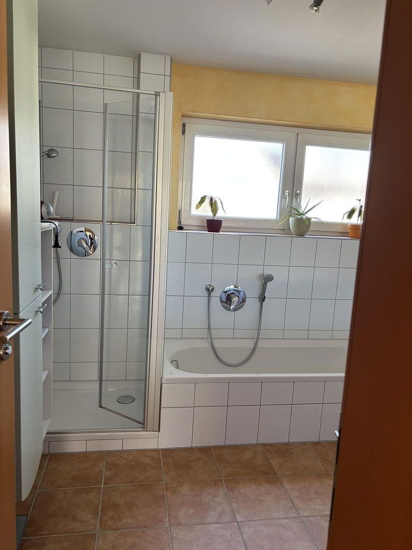 Predaj domu 158 m², pozemek 250 m², Filderstadt, Bádensko-Wurttembersko Predaj domu 158 m², pozemek 250 m², Filderstadt, Bádensko-Wurttembersko