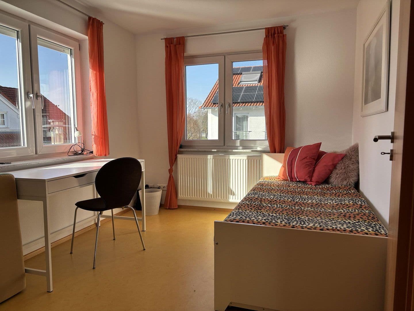 Predaj domu 158 m², pozemek 250 m², Filderstadt, Bádensko-Wurttembersko Predaj domu 158 m², pozemek 250 m², Filderstadt, Bádensko-Wurttembersko