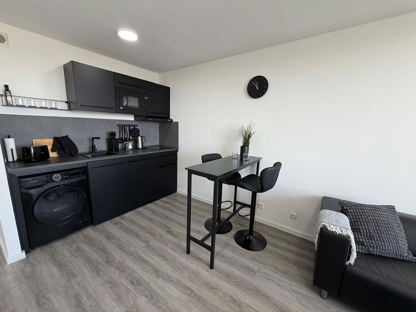 Prenájom bytu 2-izbový 55 m², St. Johann 6, Erlangen, Bavorsko Prenájom bytu 2-izbový 55 m², St. Johann 6, Erlangen, Bavorsko