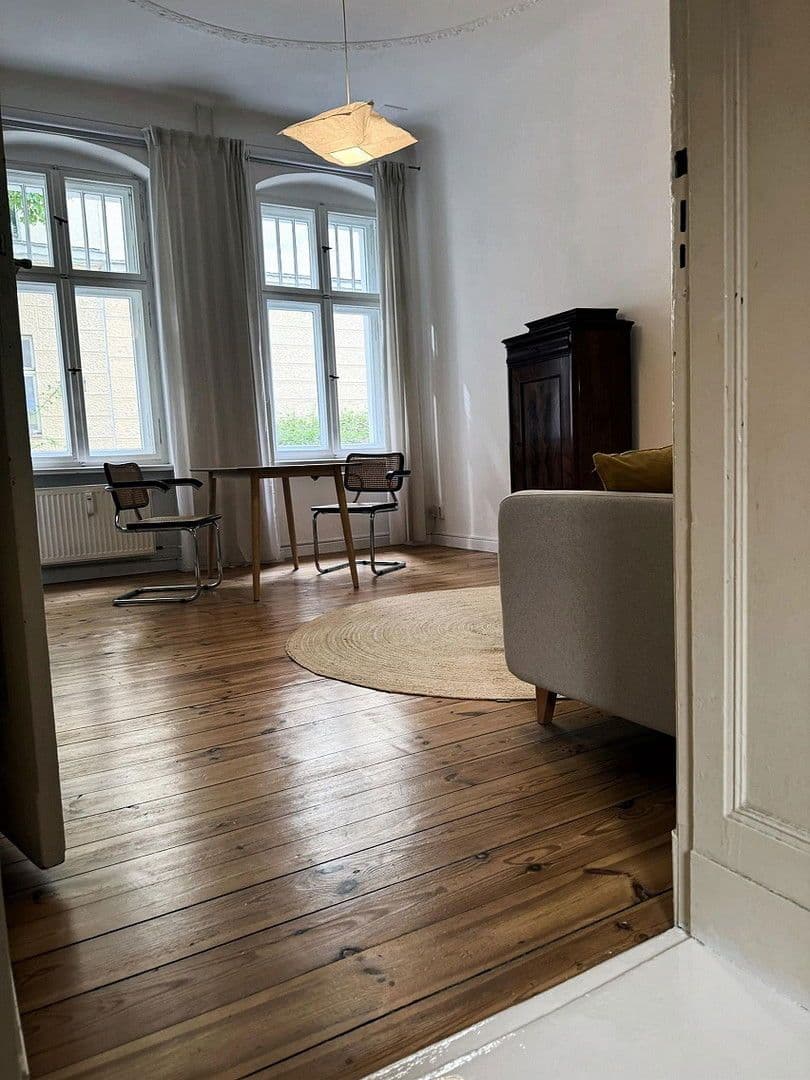 Prenájom bytu 2-izbový 54 m², Berlin, Berlín Prenájom bytu 2-izbový 54 m², Berlin, Berlín