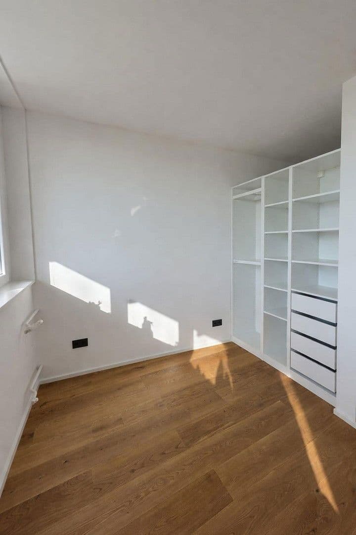 Predaj bytu 1-izbový 38 m², Dechsendorfer Straße 2, Erlangen, Bavorsko Predaj bytu 1-izbový 38 m², Dechsendorfer Straße 2, Erlangen, Bavorsko