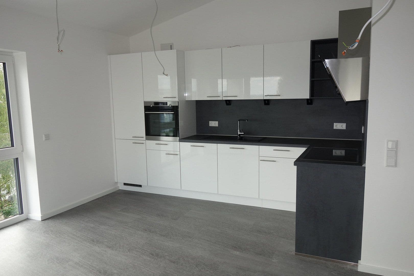 Prenájom bytu 2-izbový 68 m², Ginsterweg 2, Neuenrade, Severné Porýnie - Westfálsko Prenájom bytu 2-izbový 68 m², Ginsterweg 2, Neuenrade, Severné Porýnie - Westfálsko