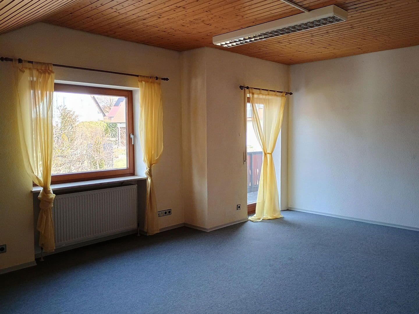 Predaj domu 255 m², pozemek 894 m², Hüttlingen, Bádensko-Wurttembersko Predaj domu 255 m², pozemek 894 m², Hüttlingen, Bádensko-Wurttembersko