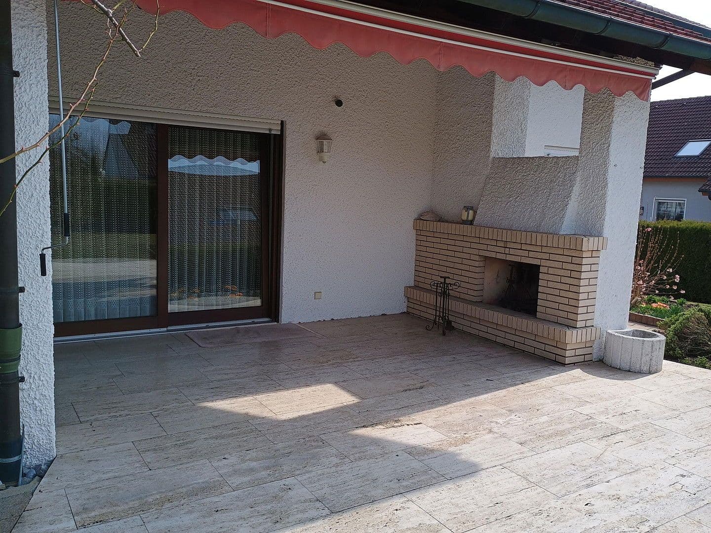 Predaj domu 255 m², pozemek 894 m², Hüttlingen, Bádensko-Wurttembersko Predaj domu 255 m², pozemek 894 m², Hüttlingen, Bádensko-Wurttembersko