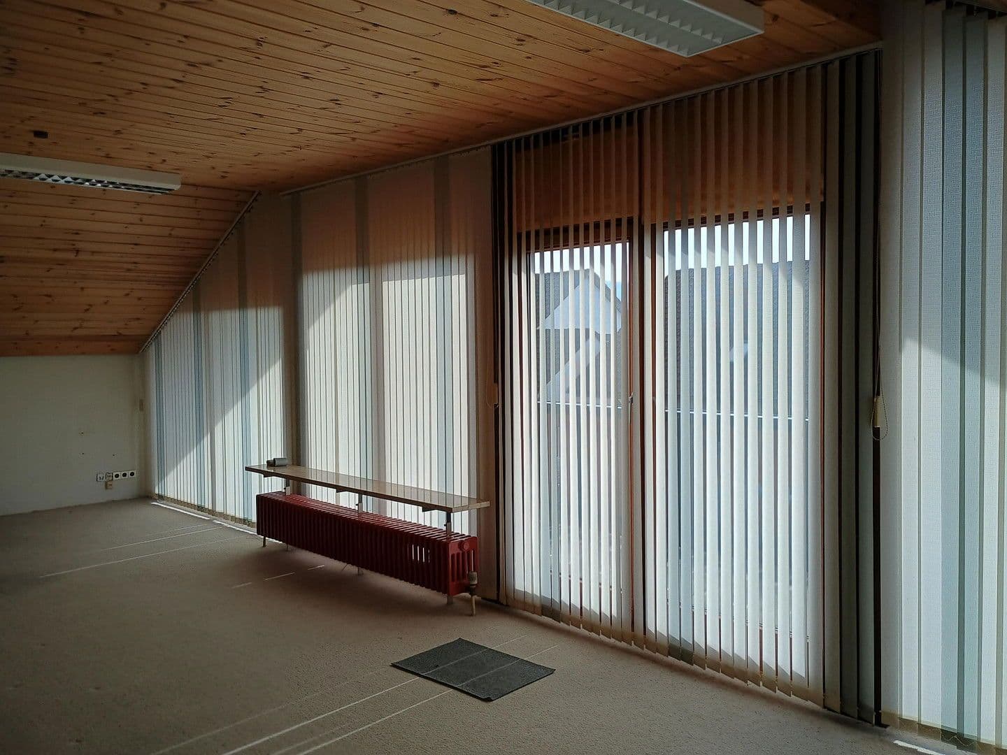 Predaj domu 255 m², pozemek 894 m², Hüttlingen, Bádensko-Wurttembersko Predaj domu 255 m², pozemek 894 m², Hüttlingen, Bádensko-Wurttembersko