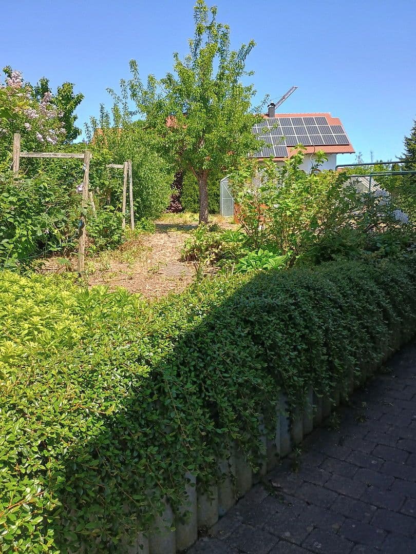 Predaj domu 255 m², pozemek 894 m², Hüttlingen, Bádensko-Wurttembersko Predaj domu 255 m², pozemek 894 m², Hüttlingen, Bádensko-Wurttembersko