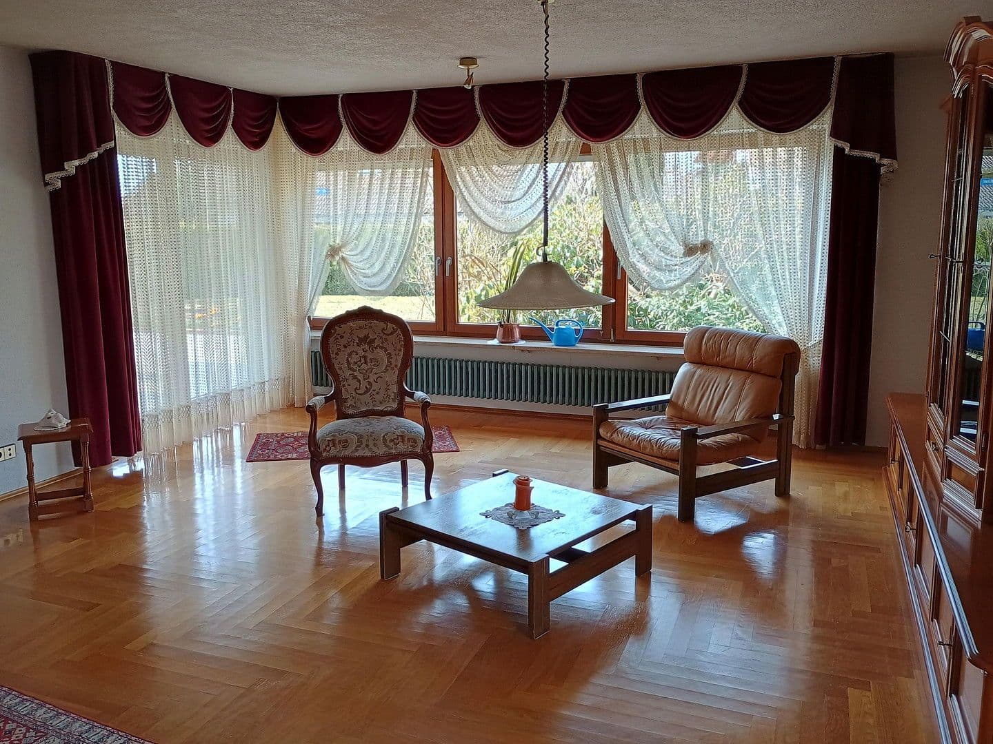 Predaj domu 255 m², pozemek 894 m², Hüttlingen, Bádensko-Wurttembersko Predaj domu 255 m², pozemek 894 m², Hüttlingen, Bádensko-Wurttembersko