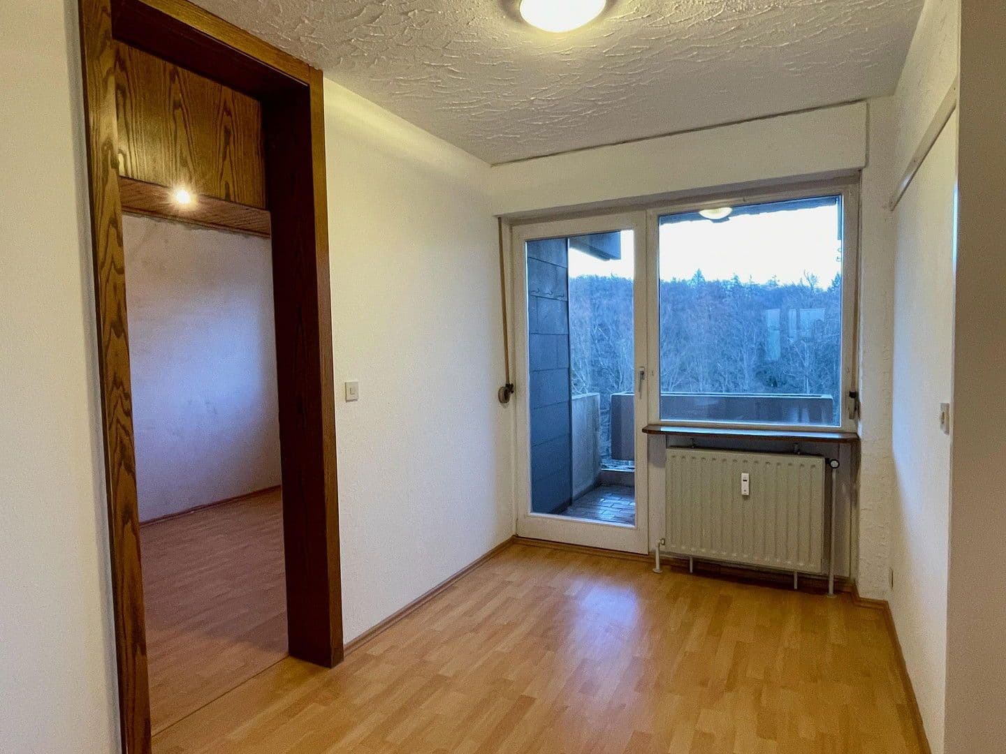 Prenájom bytu 3-izbový 88 m², Konrad-Adenauer-Straße 11, Mosbach, Bádensko-Wurttembersko Prenájom bytu 3-izbový 88 m², Konrad-Adenauer-Straße 11, Mosbach, Bádensko-Wurttembersko