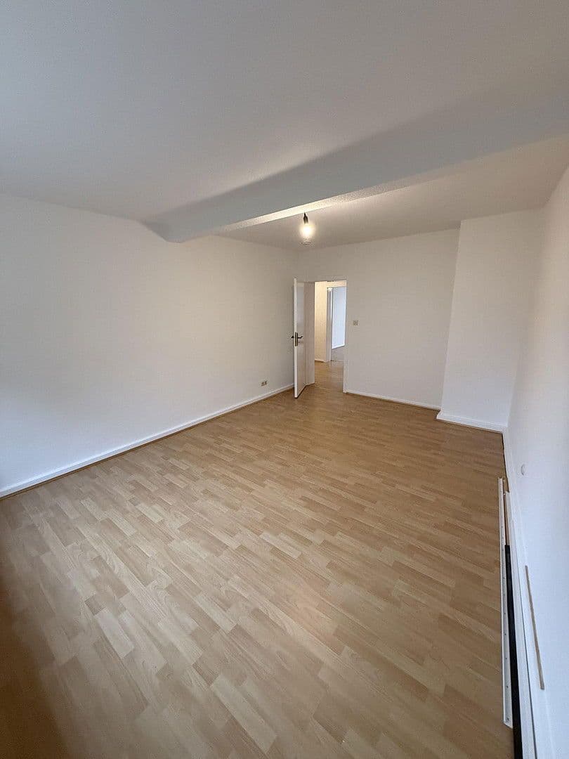 Prenájom bytu 2-izbový 62 m², Paradestr. 33, Wuppertal, Severné Porýnie - Westfálsko Prenájom bytu 2-izbový 62 m², Paradestr. 33, Wuppertal, Severné Porýnie - Westfálsko