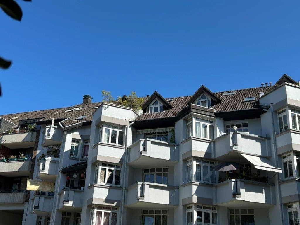 Predaj bytu 3-izbový 82 m², Urdenbacher Dorfstrasse 34, Düsseldorf-Urdenbach, Severné Porýnie - Westfálsko Predaj bytu 3-izbový 82 m², Urdenbacher Dorfstrasse 34, Düsseldorf-Urdenbach, Severné Porýnie - Westfálsko