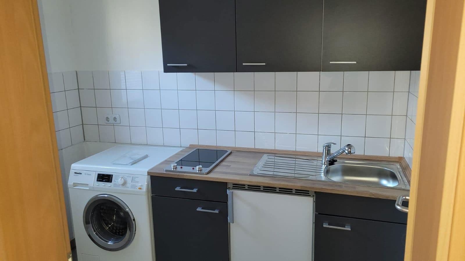 Prenájom bytu 1-izbový 36 m², Halbergstr. 66, Ludwigshafen, Porýnie-Falcko Prenájom bytu 1-izbový 36 m², Halbergstr. 66, Ludwigshafen, Porýnie-Falcko